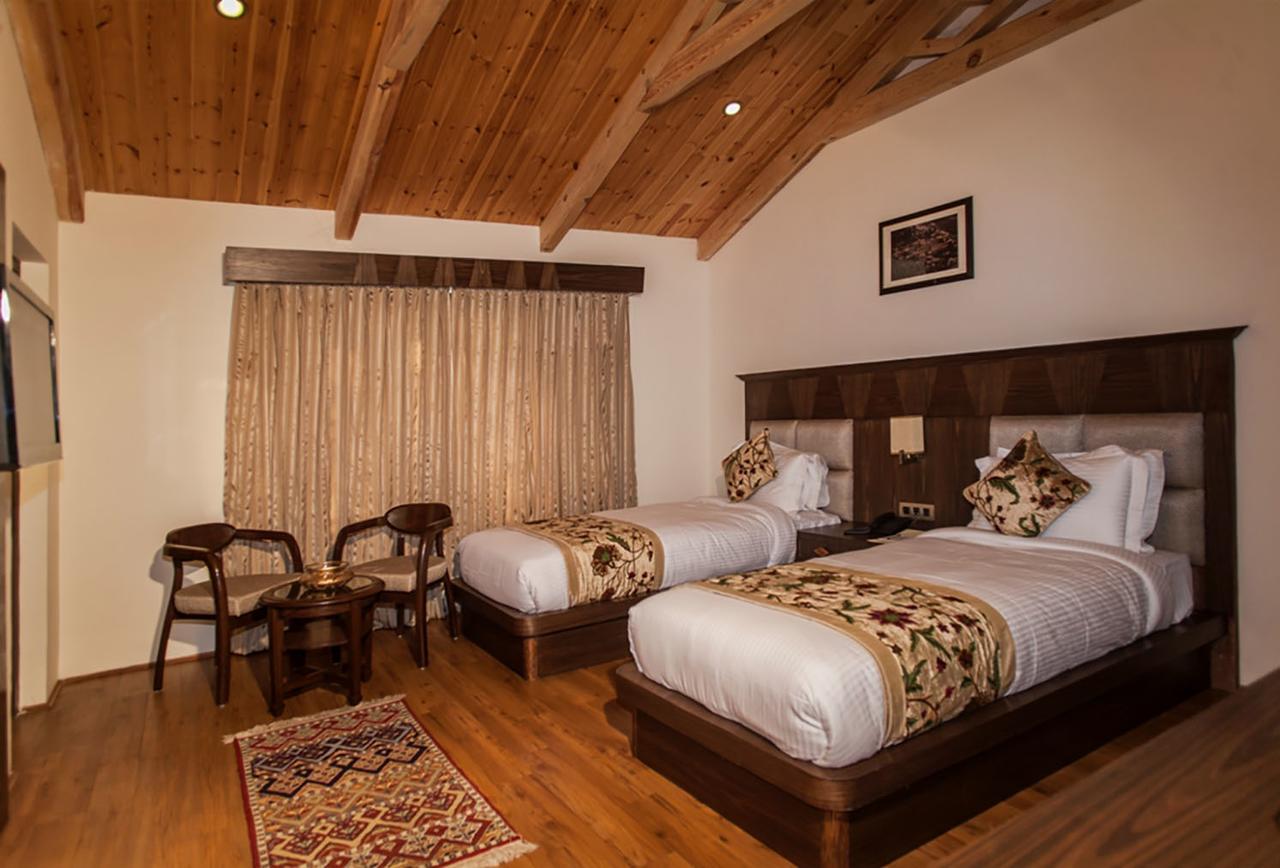 Lemon Tree Hotel Srinagar Srīnagar Exterior foto